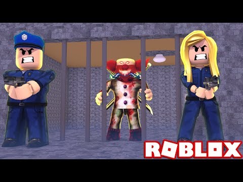 La Nina Mas Insoportable De Roblox Se Cuela En Mi Casa Youtube - el vecino acosador se mete en la casa de luly roblox youtube