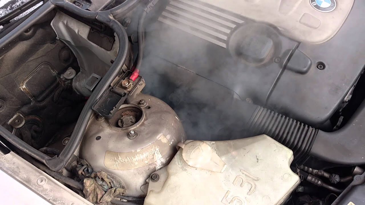 M57 330d valve cover gasket leakage YouTube