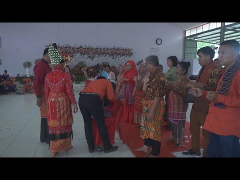 Uni Ginting // Gendang Singalo Ulu Emas // Perjabun Dede P. Ginting & Yessi Devita Sari Br Ketaren