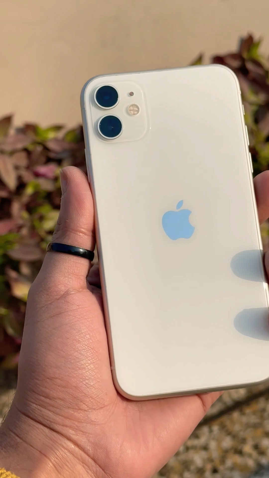 iPhone11 ホワイト Amazon | 【整備済み品】 Apple iPhone 11 64GB ホワイト SIM