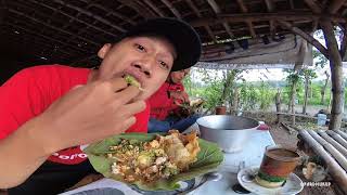 Sarapan Nasi Pecel Pincuk godong jati - Wisata Kuliner Ponorogo