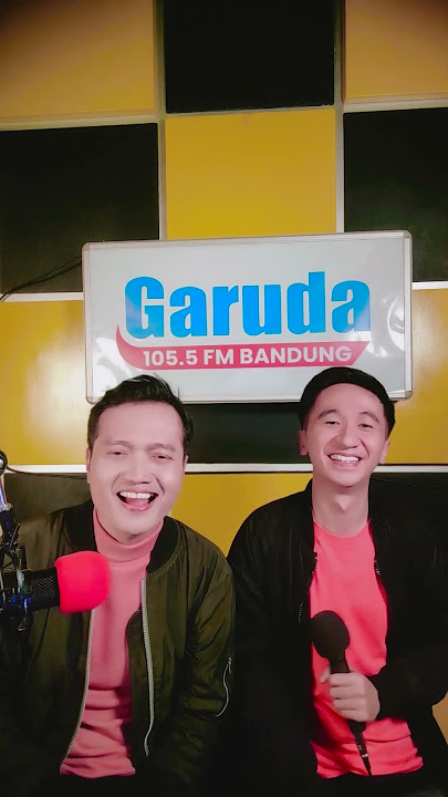 ZAKIA (Achmad Albar) - short cover by Andrey Arief & Oppa Tatang #shorts