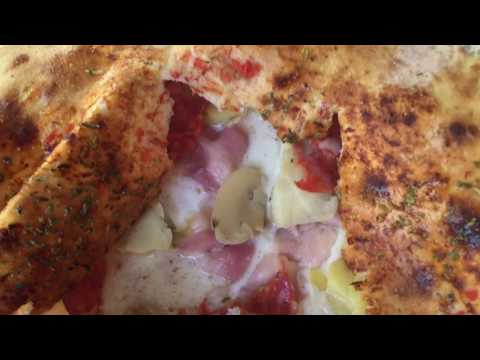 Yummy Pizza in Riomaggiore Cinque Terre Italy - Veciu Muin Restaurant
