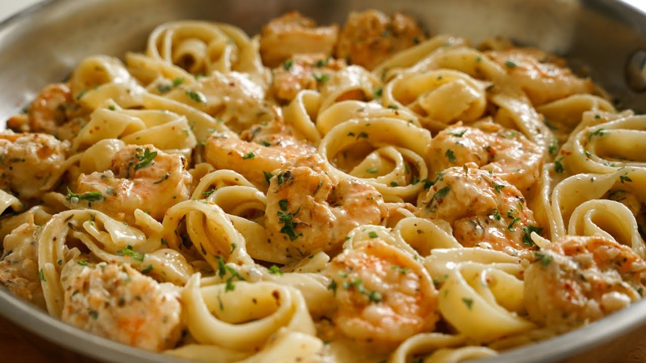 Creamy Shrimp Alfredo Pasta Recipe - YouTube