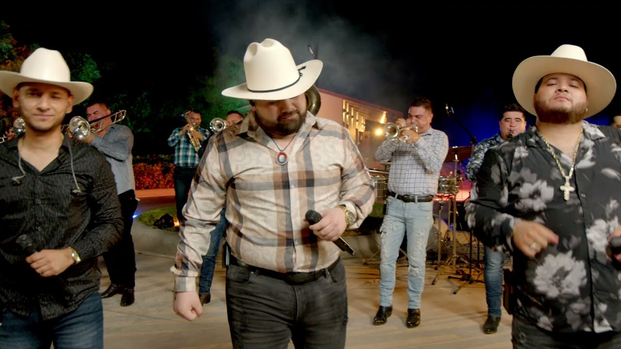 Banda Corona Del Rey - El Aguila Blanca (En Vivo)