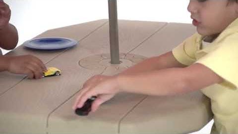 Пикник с зонтом Naturally Playful Picnic Table with Umbrella  Step2