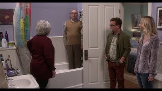 Sheldon and Amy are getting robbed - The Big Bang Theory