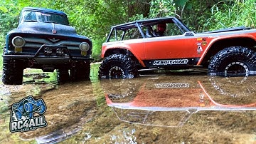 1:10 Scale RC Crawlers in the Creek, Axial Wraith 1.9 and SCX 10.2