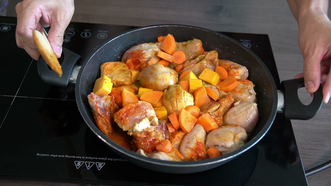 POLLO EN FRICASÉ