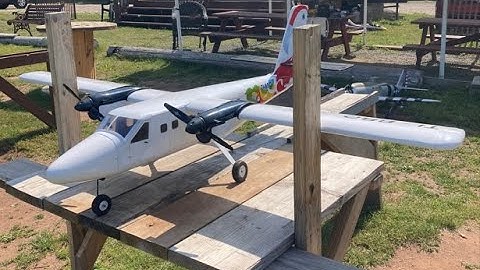 VQ Models DHC-6 Twin Otter. Pilot Mike. Fun scale balsa plane.