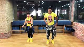 La movida joey Montana Zumba with Sunny and Toan