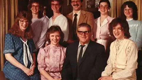 This is the video from mom's (Linda Maples) funera...