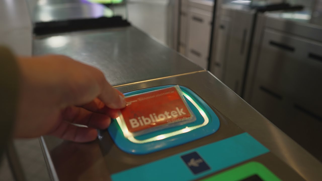 Sweden, Stockholm, Fridhemsplan, 2X escalator, 1X inclined elevator