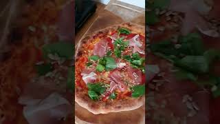 Pizza Prosciutto Finally Ready