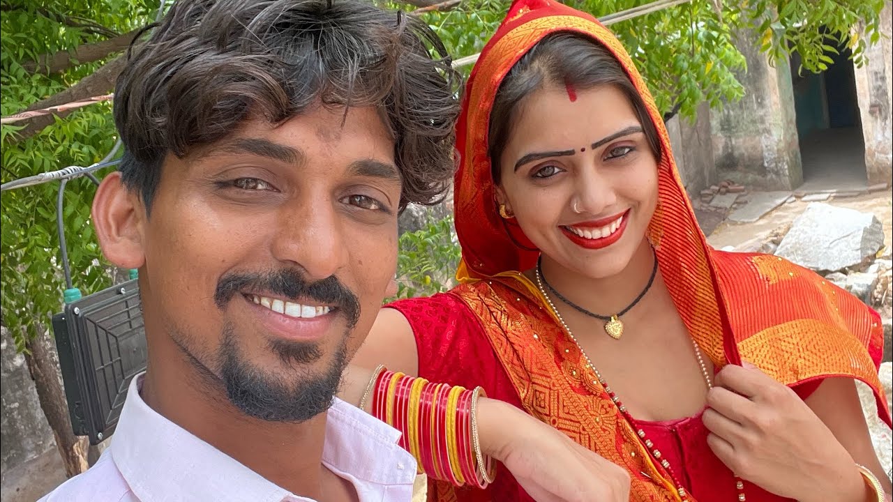 Meenu prajapati couple live #meenuraj #meenuprajapati - YouTube