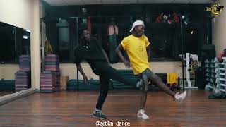 MAKHE (Dance Video) - Moonchild Sanelly, DJ Maphorisa & DJ Shimza Resimi