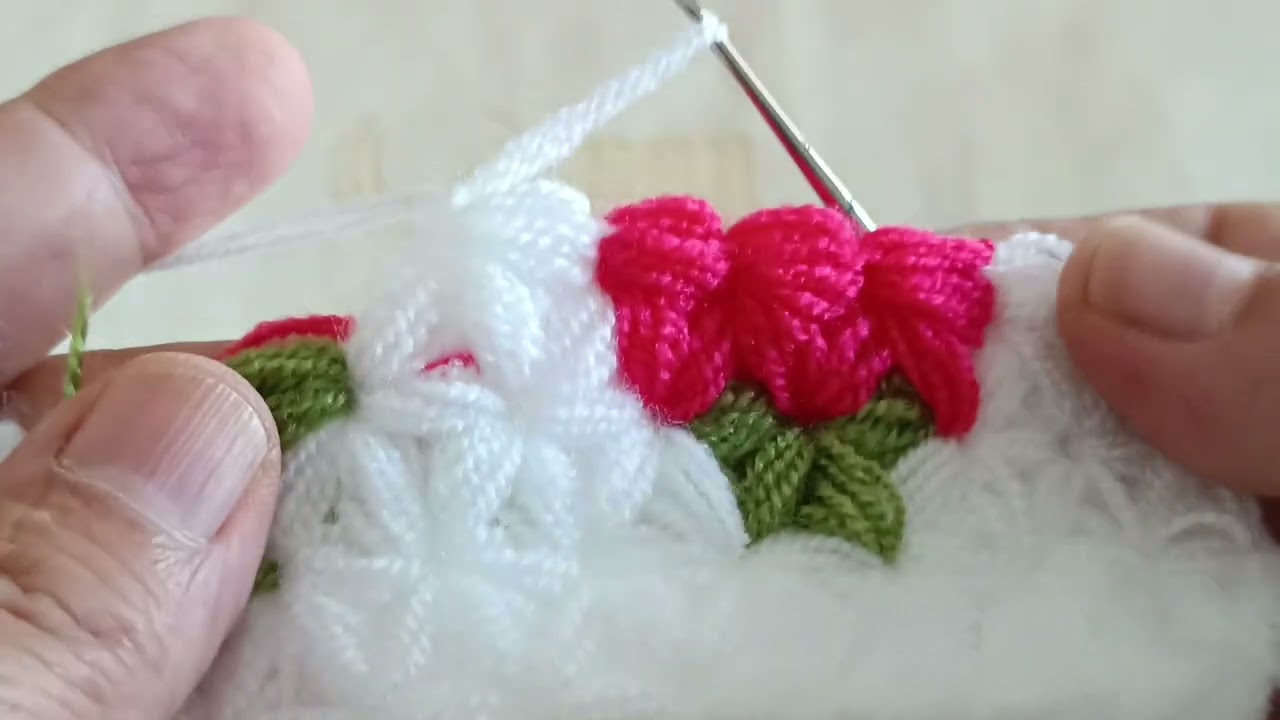 GÜL DESENLİ KARE LİF MODELİ ((ÖRGÜCÜ TEYZE))