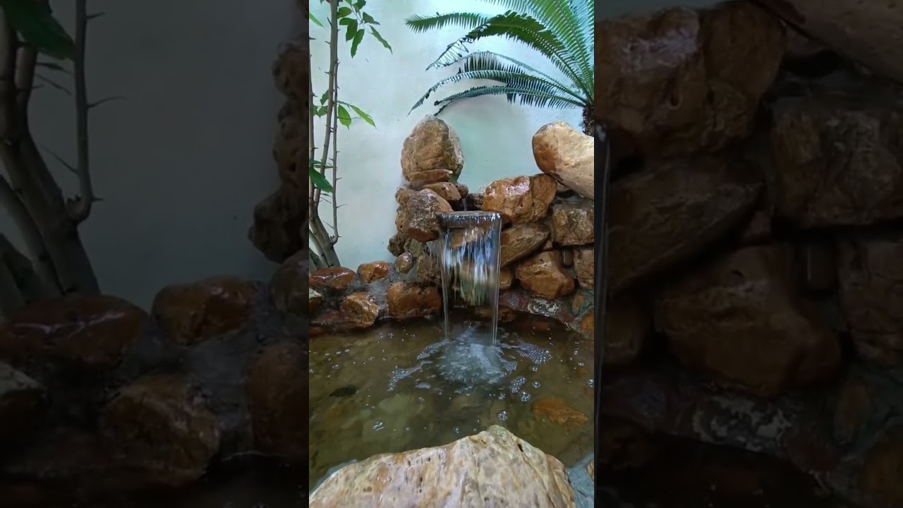 Beautiful and relaxing garden mini falls