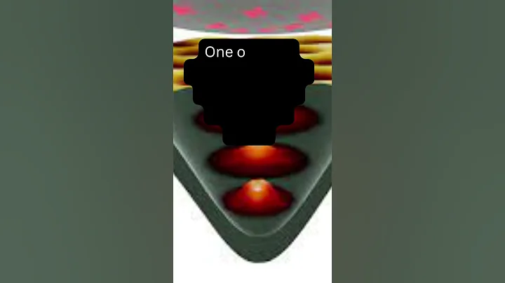 Symmetric graphene quantum dots for future qubits