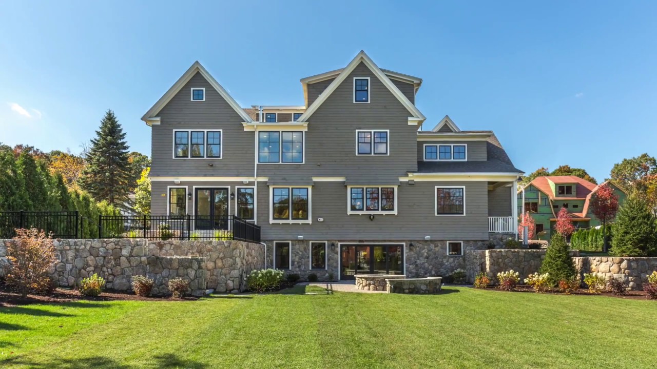 3 Aquinas Path, Winchester MA - Monte Marrocco - Tel 781-799-0666