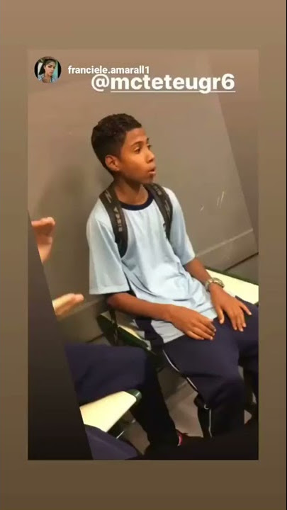 Mc Teteu antes da fama cantando na escola Rave na Praia
