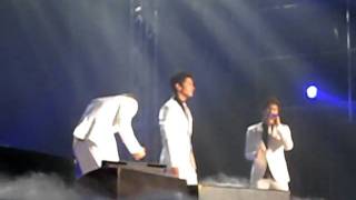 090412 Sparkling Concert - Love in the ice ---withTVXQ.com