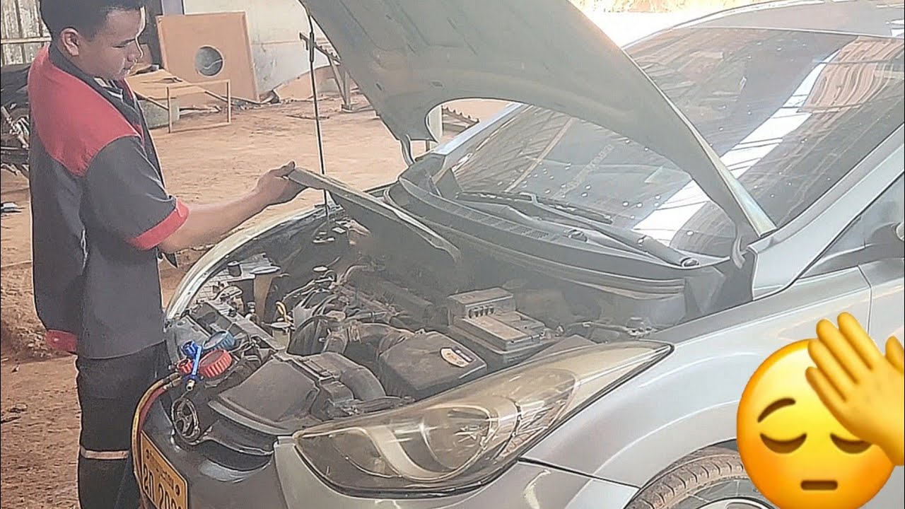 Noch eine teure Autoreparatur heute in Laos? 😓 Hyundai Elantra