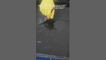 Applying Release Agent to a 500x500x40mm Paver Mold