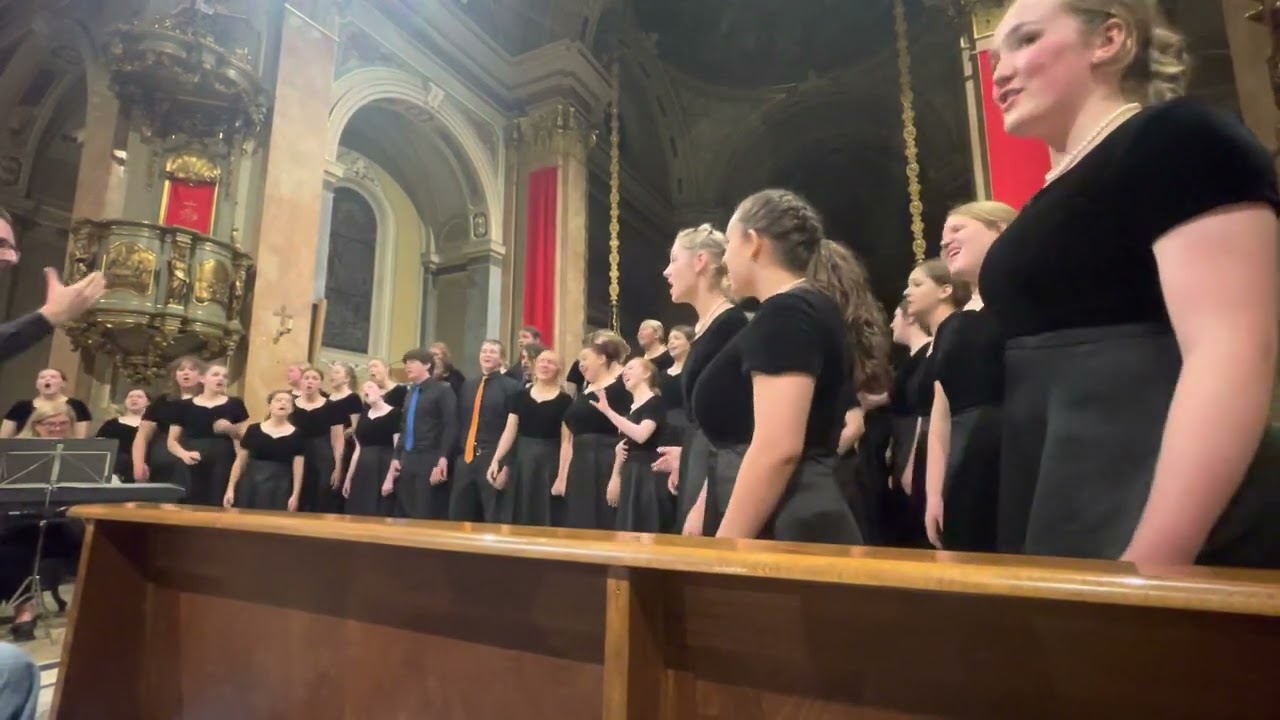 O Solo Mio performed by Allegro. Chiesa San Giovanni Evangelista, Albiate, Italy.