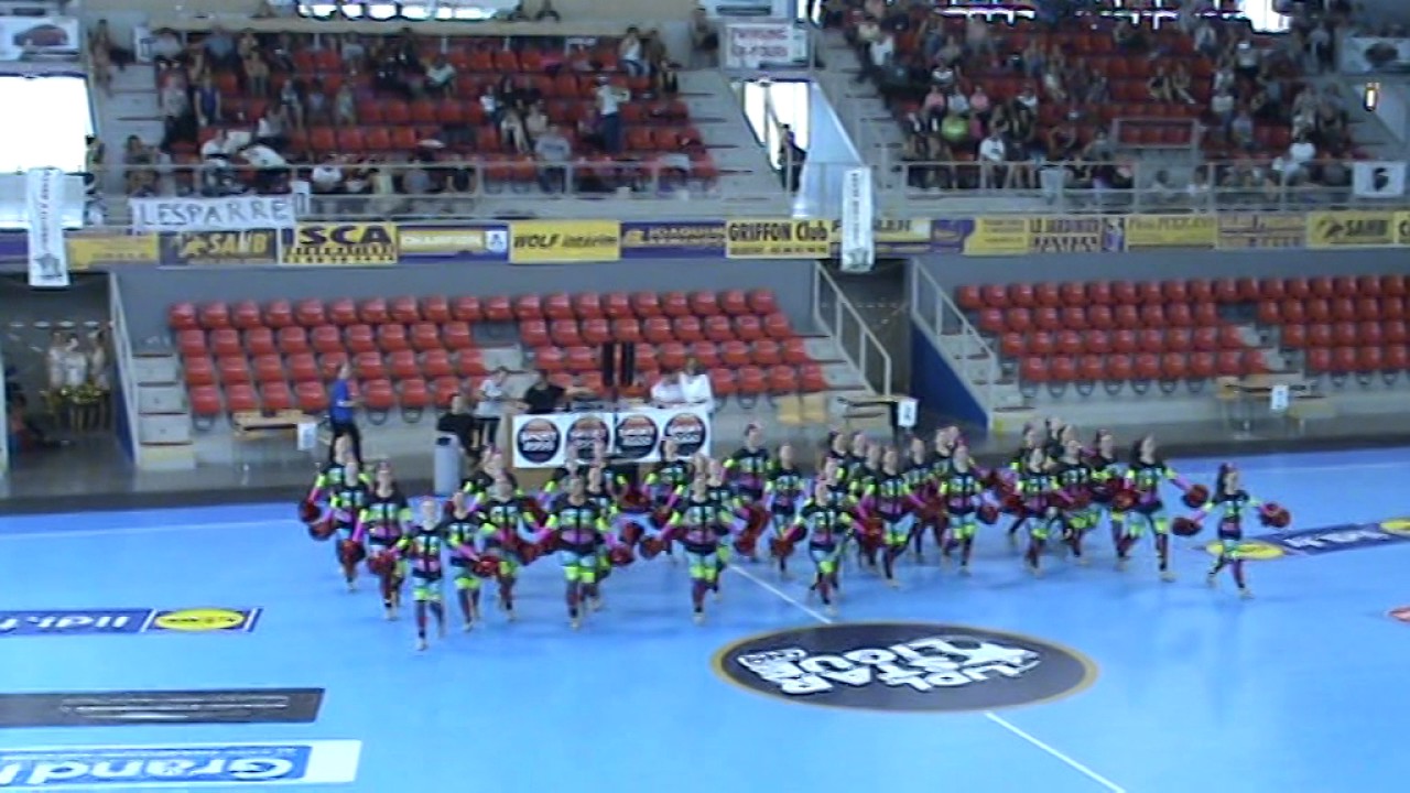 Givry Starlett Club - grande junior pompons - Finale Grand National 2017