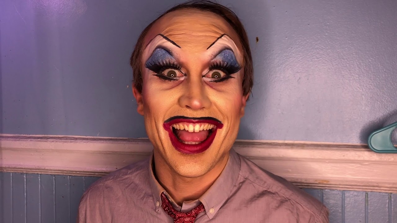 Mary Vice Performs "I'm So Beautiful" for QAP's CyberPunx!