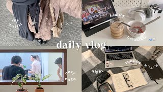 daily vlog🥛🥯: productive time! , new case , cozy cafe , making breakfast , coffe , grocerry🛒