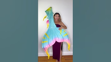 My official Mermaid Elle® tail by @Finfunmermaid ✨ Isn’t it magical!? #mermaidtail #unboxing
