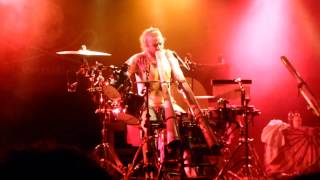 Xavier Rudd - Culture Bleeding &amp; Title? - live Backstage Werk Munich 2013-06-17