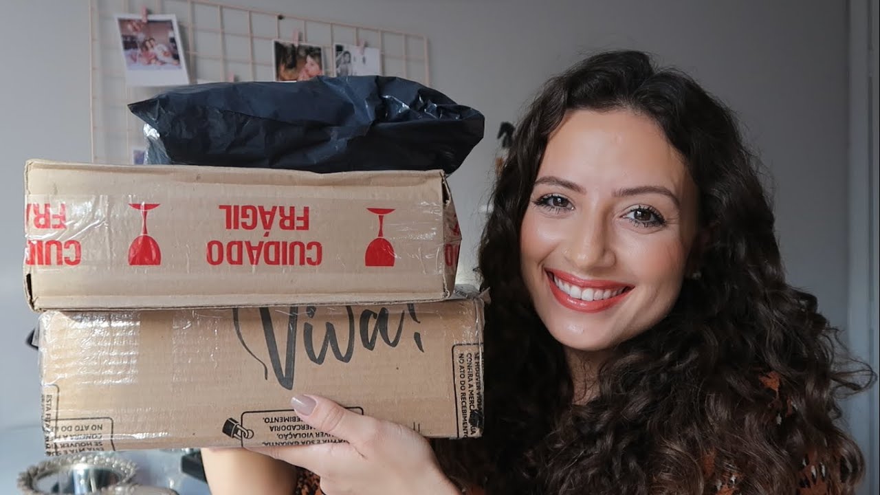 Unboxing ASMR com sussurros abrindo maquiagem #carolbilthauer