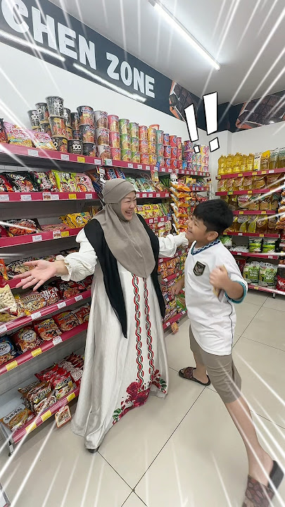 Iggy makan makanan terlarang!! #iggy #minivlog #dailyvlog #belanja #shopping #viral #shortvideo