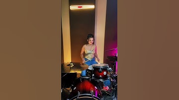 Thumbnail of Prodigy - Breathe (drum cover by Tonya Rozatti)