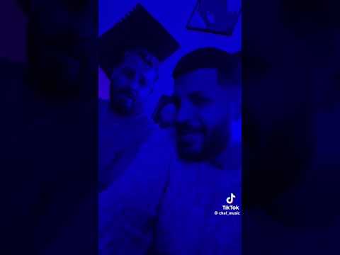 شابة بنت دواري Mc Artusan