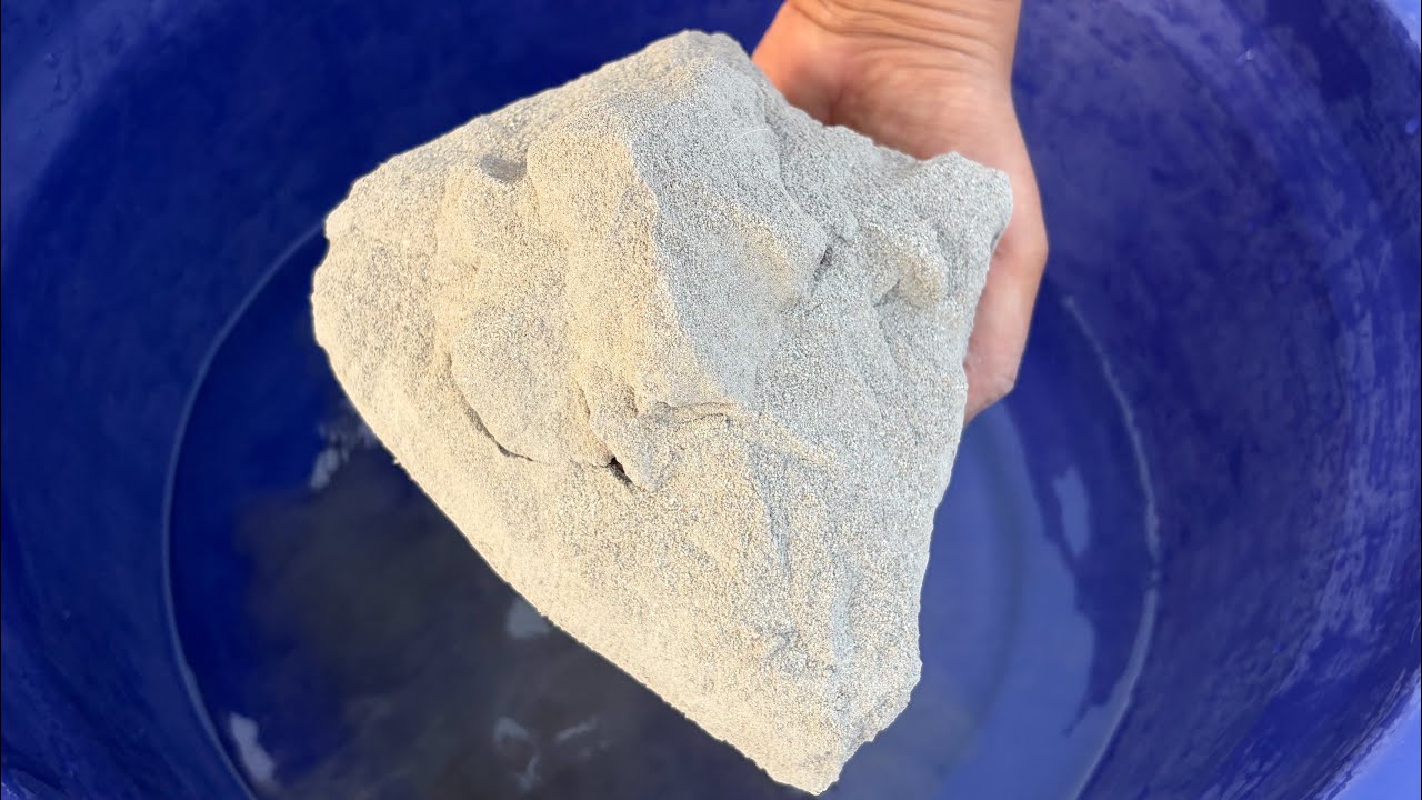ASMR Very Soft Dusty Pure Sand Cement 🪨 Rocks Crunchy Crumble On lots of water 🌊🌊🌊🌊