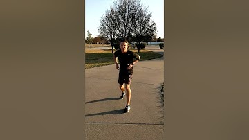 Defensive Back Technique: Backpedal vs. Shuffle (Slide)