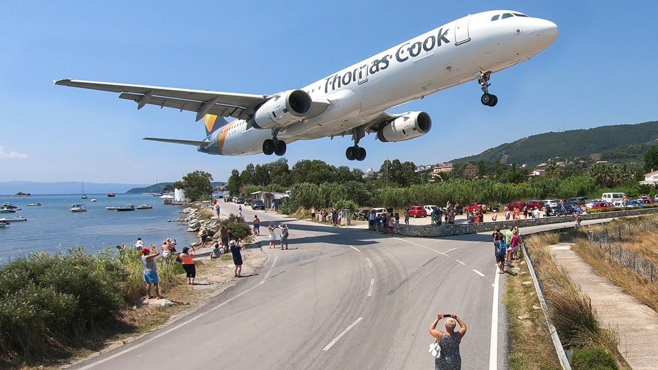 SKIATHOS AIRPORT - JETBLASTS, LOW LANDINGS and GO AROUNDS - The EUROPEAN ST. MAARTEN (4K)