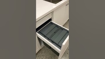 One2five Hafele bin system on Blum drawer runners