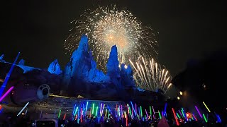 Fire of the Rising Moons - Galaxy’s Edge Fireworks - Star Wars Day - Disneyland