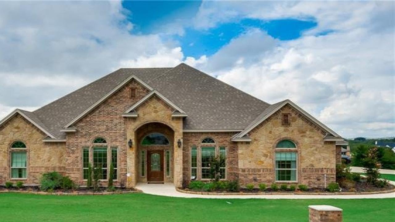 151 Stone Crossing Drive, Aledo, TX Presented by Cates Realty Group