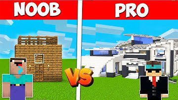 NOOB Vs HACKER : I CHEATED in a Build Challenge 🤣