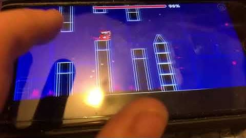 Geometry Dash Jumper Reversed