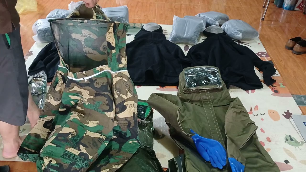 Ah em cân mua áo ong  khoai  ong đât ong mật lh em 0367709516