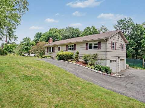 934 Jeremy Swamp Road, Southbury, CT home video tour