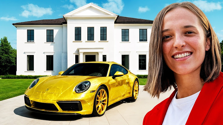 How Much Does IGA ŚWIĄTEK Earn? Her Cars Are Worth A FORTUNE!