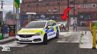 Police get ATTACKED by MOB at Petrol Station! | GTA 5 UK Police Mod